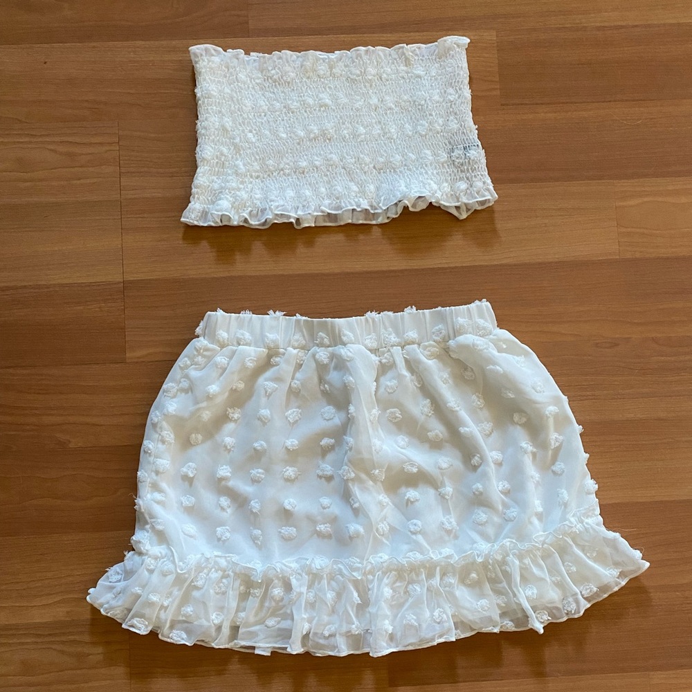Two piece set
